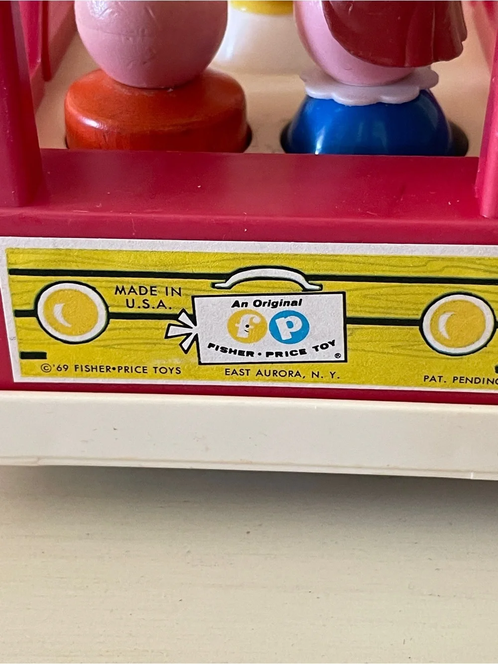 Vintage Fisher Price Play Family Mini Bus and Little People #141 1977-81 Version